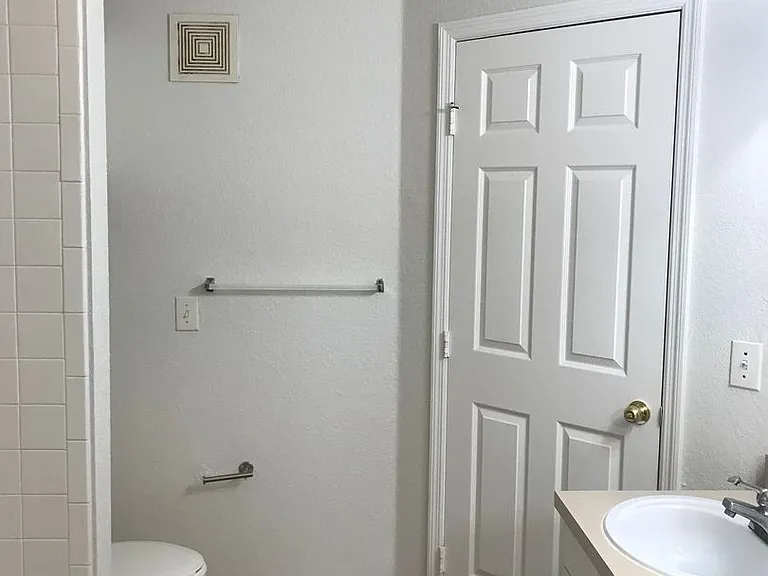 3757 Conroy Rd — Photo 16