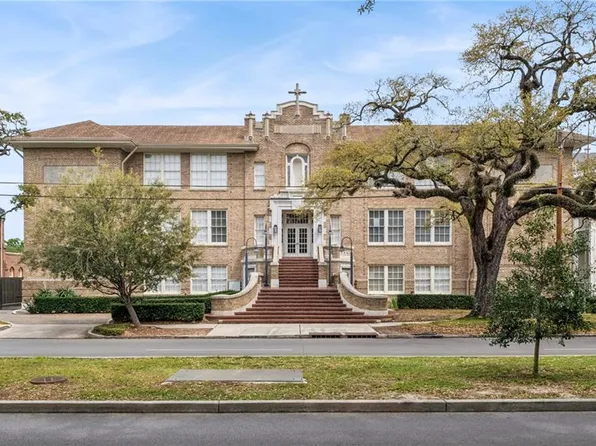 1215 Louisiana Ave #201, New Orleans, LA 70115