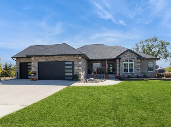 2846 260th St, Saint Charles, IA 50240