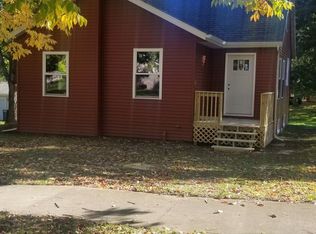 1610 Walnut St, Cedar Falls, IA 50613