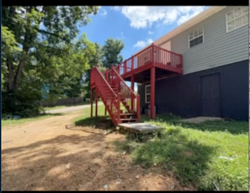 2nd image of 4625 Buffat Mill Rd