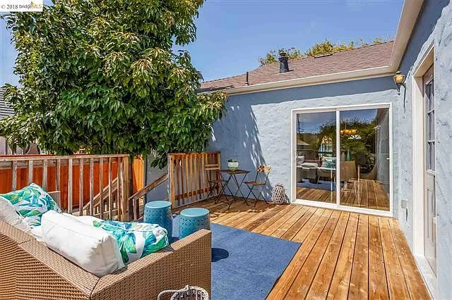930 34th St — Photo 25