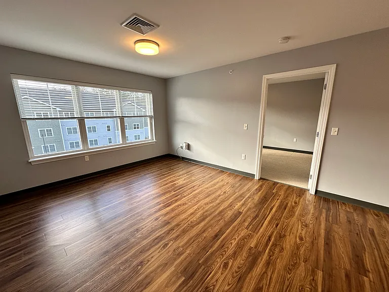 The Ridge at Eastern Trails Apartments — Photo 22