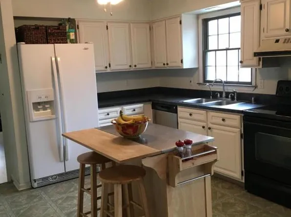 272 Lakewood Rd, New Egypt, NJ 08533