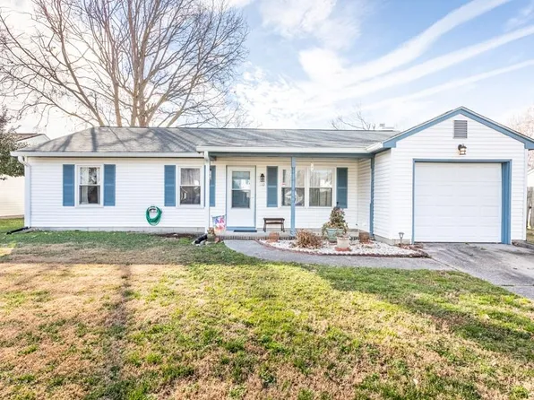 110 Wreck Shoal Dr, Newport News, VA 23606