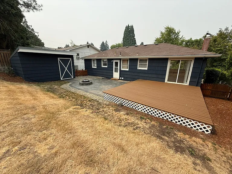 2530 Summer St SE — Photo 25