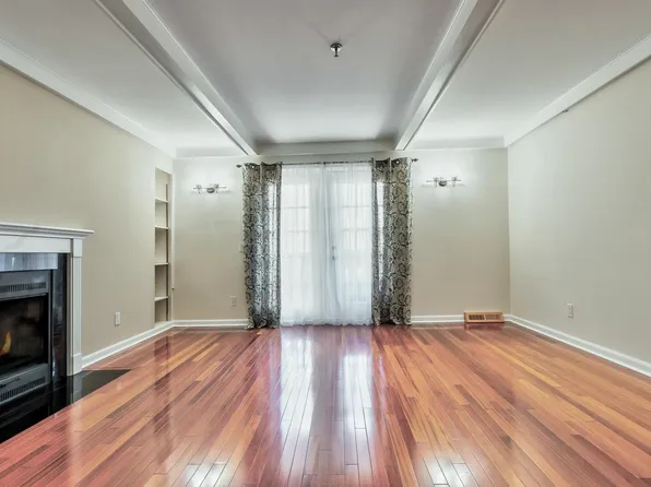 332 N Allen St #2, Madison, WI 53726