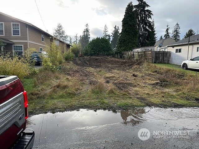 2nd image of 2829 NE Bowen St