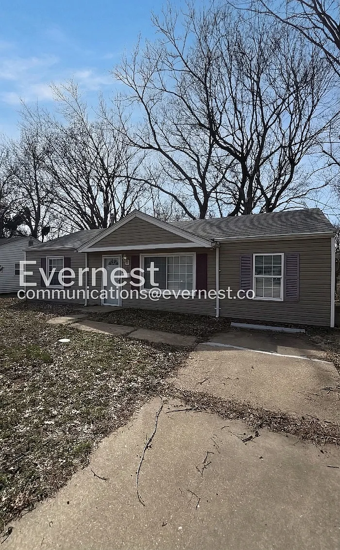 9717 Dennis Dr photo 1