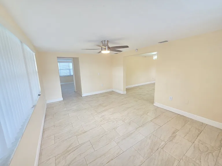 7730 Greybirch Ter — Photo 21