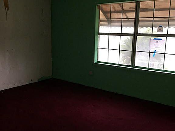 5th image of 8413 Carolwood Dr