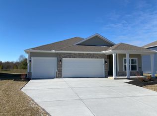 3683 Heritage Farm Ln, Amelia, OH 45102