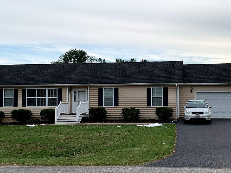 1st image of 20 Nansfield Dr