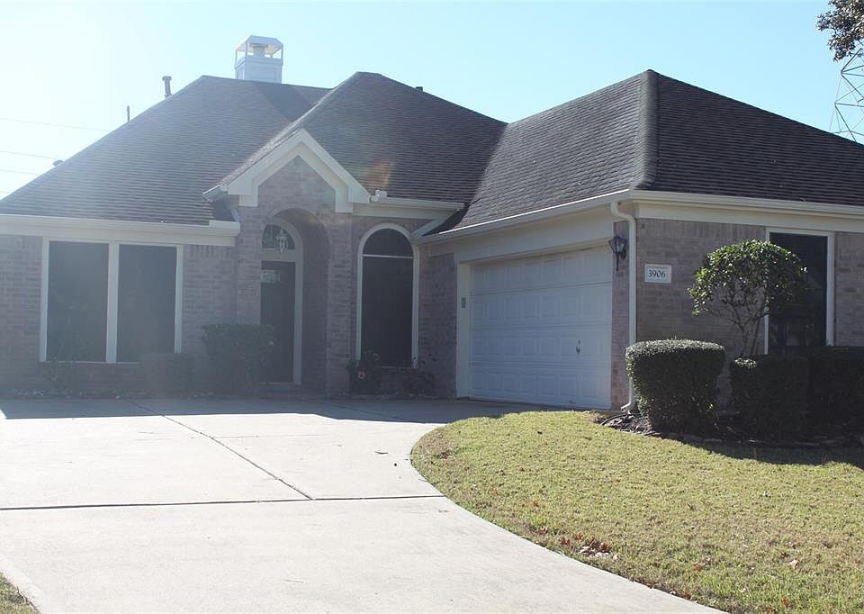 1st image of 3906 Vinecrest Dr