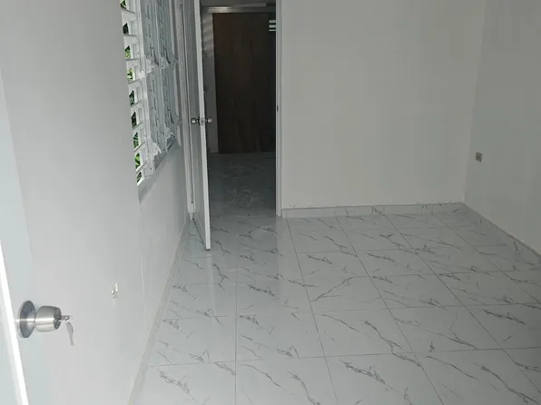 840 Private Road 1, Bayamon, PR 00956