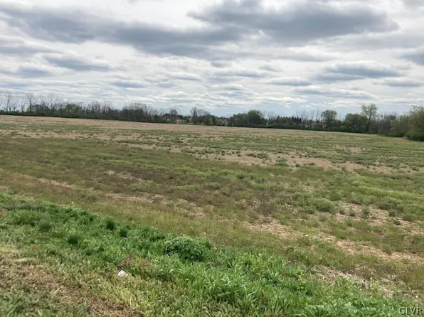 Dogwood Road East Allen Twp, Bethlehem, PA 18017