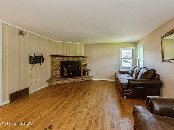 2nd image of 38314 N Russell Ave