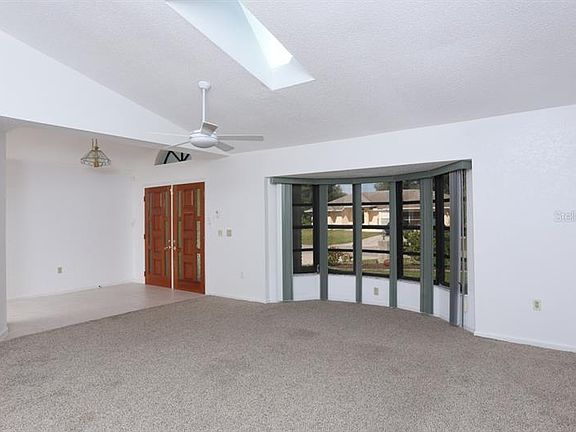 2nd image of 2505 Woodyglen St