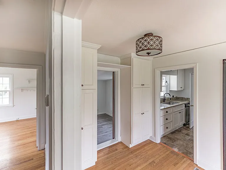 1314 Marlboro Ave — Photo 10