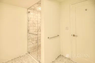 Rented by (Legacy) Elegran