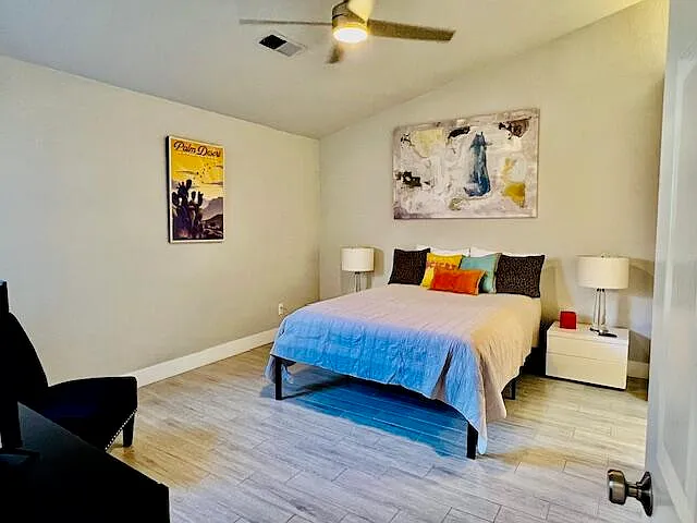 2 bed, 2.5 bath, 1517 sqft, $5,500 — Photo 4