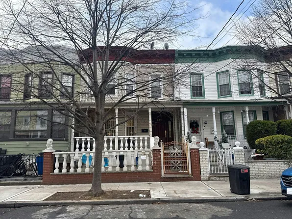 280 E 38th St, Brooklyn, NY 11203