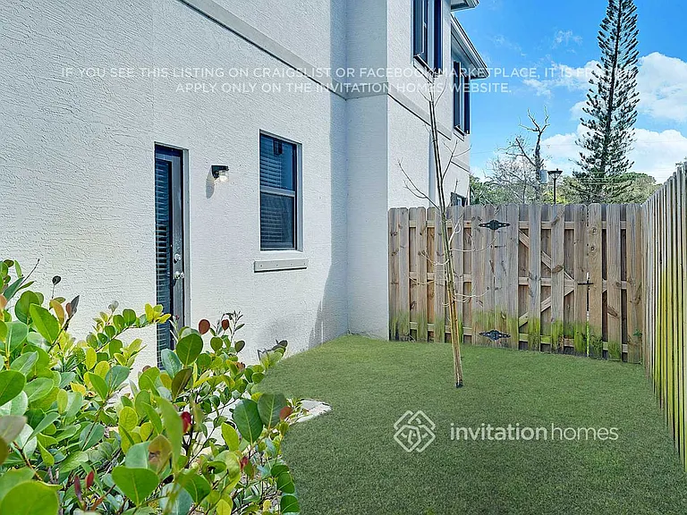 2839 SW 16th Ter — Photo 21