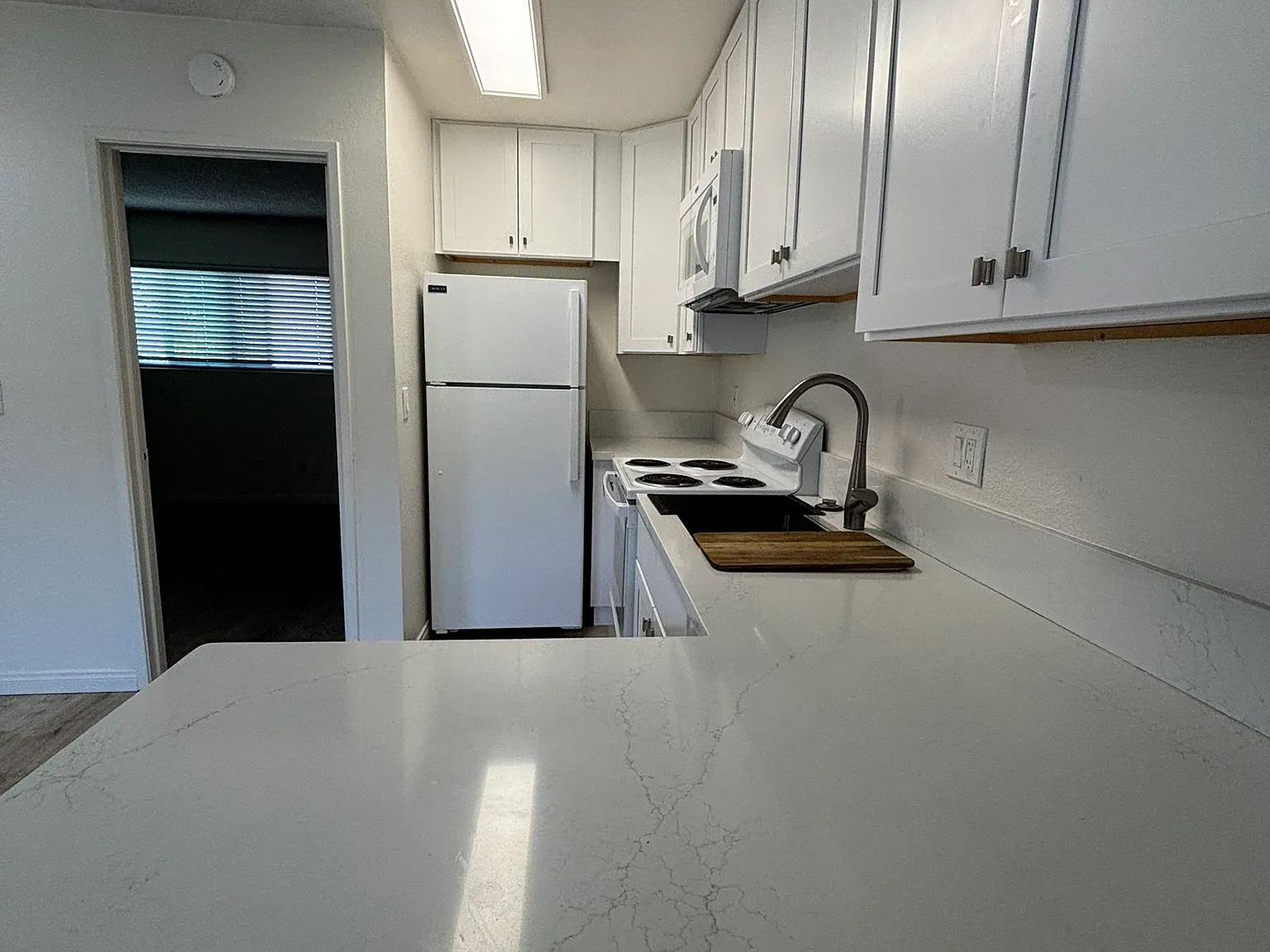 1 bed, 500 sqft, $2,150 — Photo 3