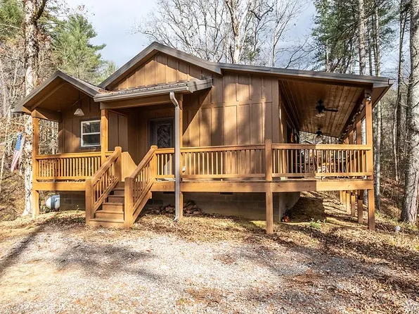 246 Dickey Place Dr, Murphy, NC 28906