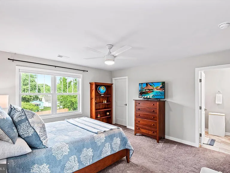 221 Wilder Ave — Photo 17