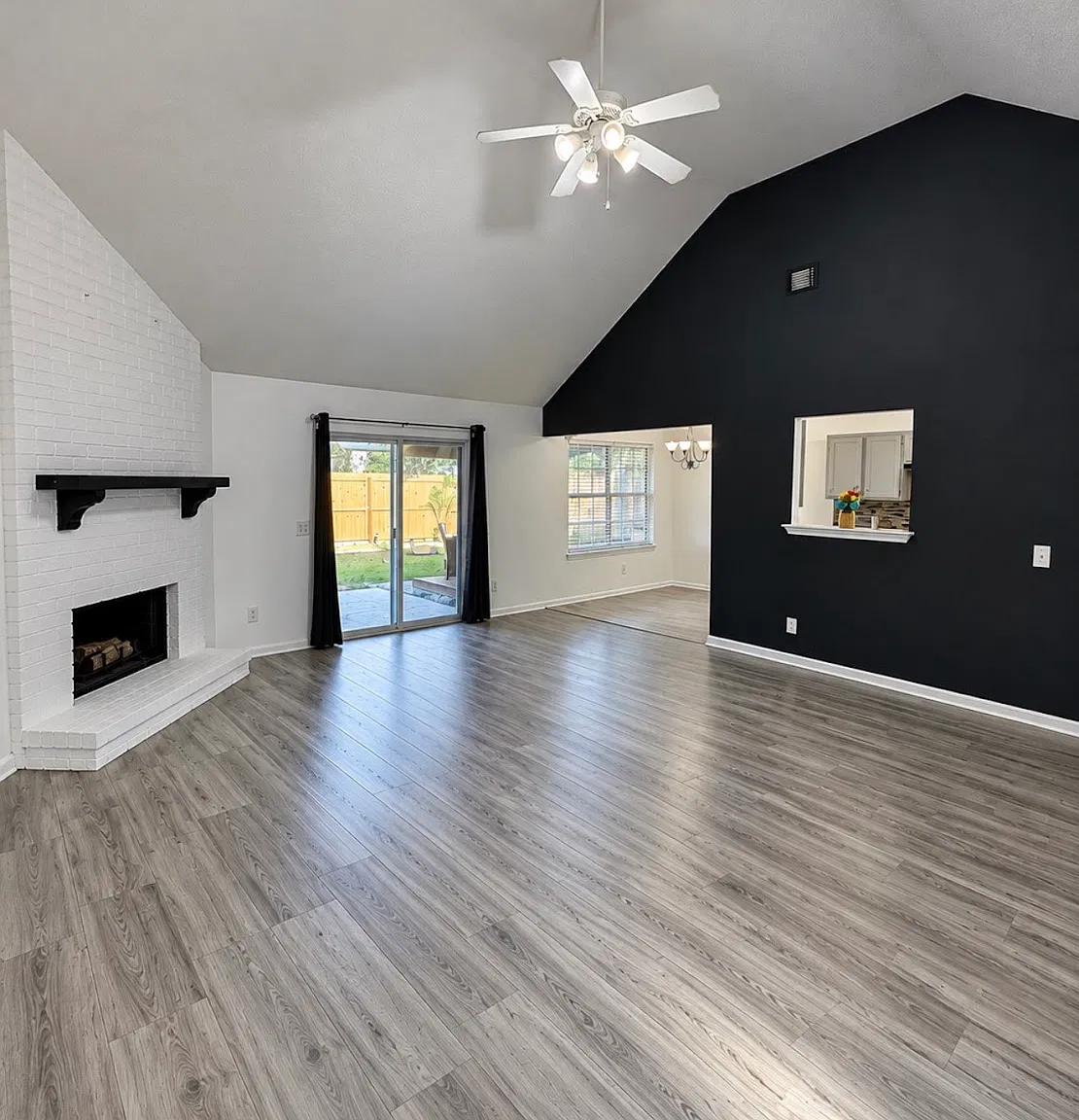 24 Clearwater Lane - 1 — Photo 2