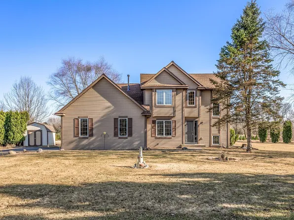 2632 Lisbon Avenue Ct N, Lake Elmo, MN 55042