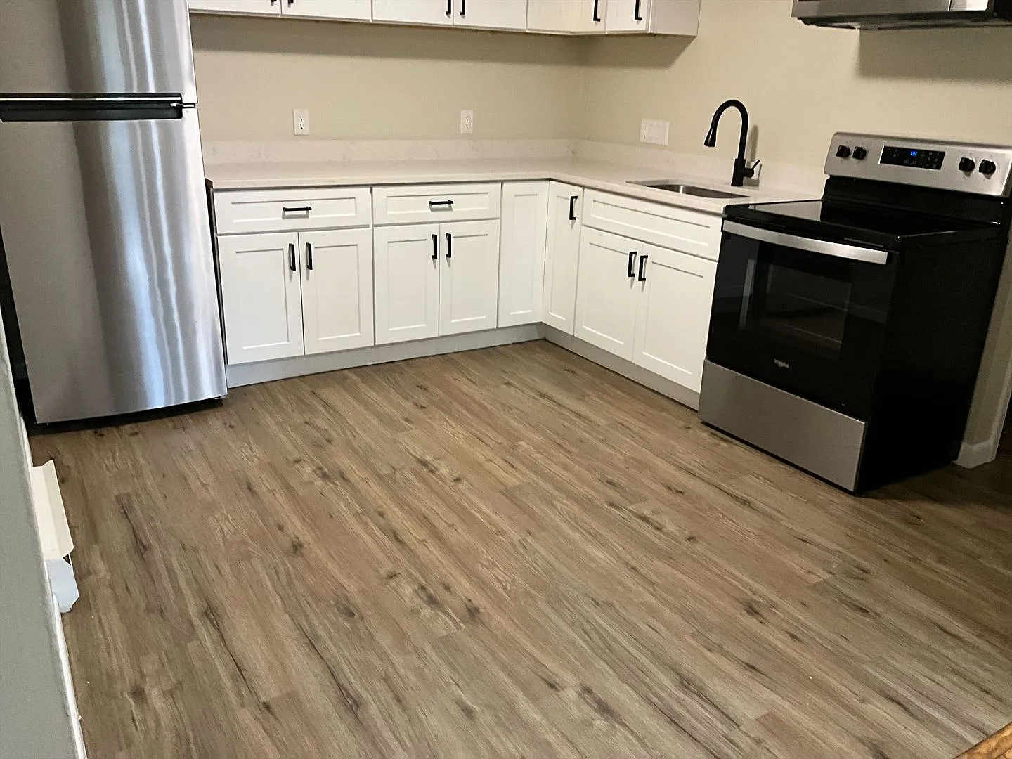 2 Bedroom Apartment on Park Ave — Photo 3