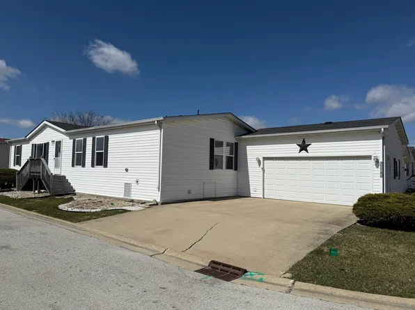 25740 Baltusrol Dr, Monee, IL 60449