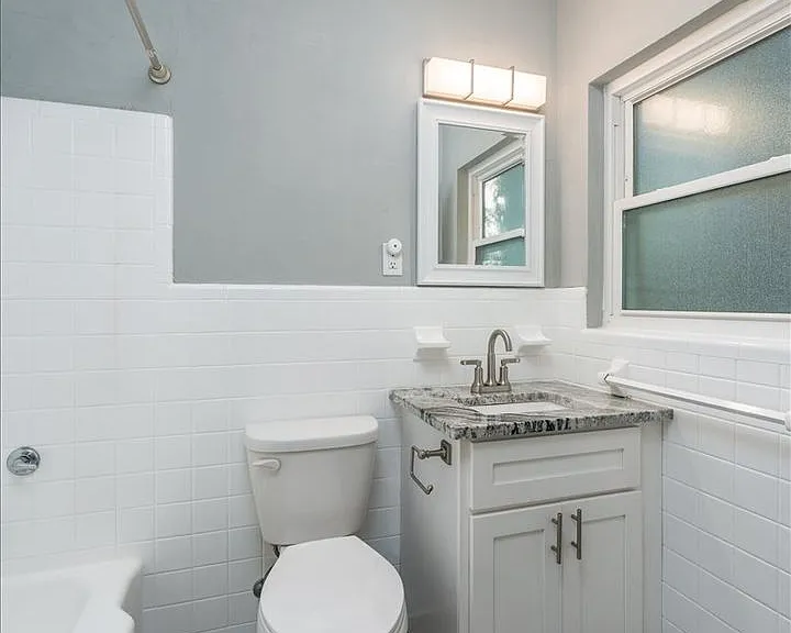 1707 Hall Dr — Photo 28