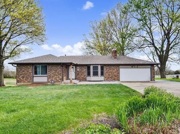 815 Kouns Ln, Kansas City, KS 66111