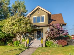 1123 Rucker Ave, Everett, WA 98201