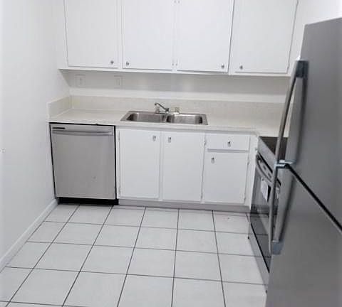 2nd image of 700 NW 214th St APT 501