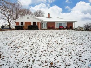 1075 Haskins Rd, Bowling Green, OH 43402