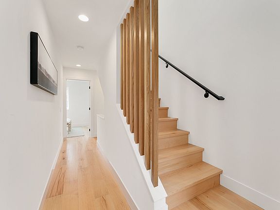 3rd image of 7033 35th Ave NE #A