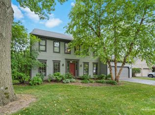 83 Brockway Dr, Oswego, IL