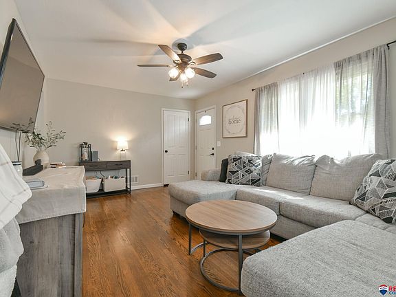 4th image of 3840 Sewell St