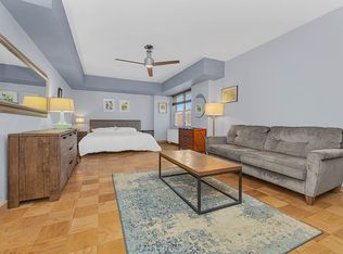 305 E 24th St #Phj, New York, NY