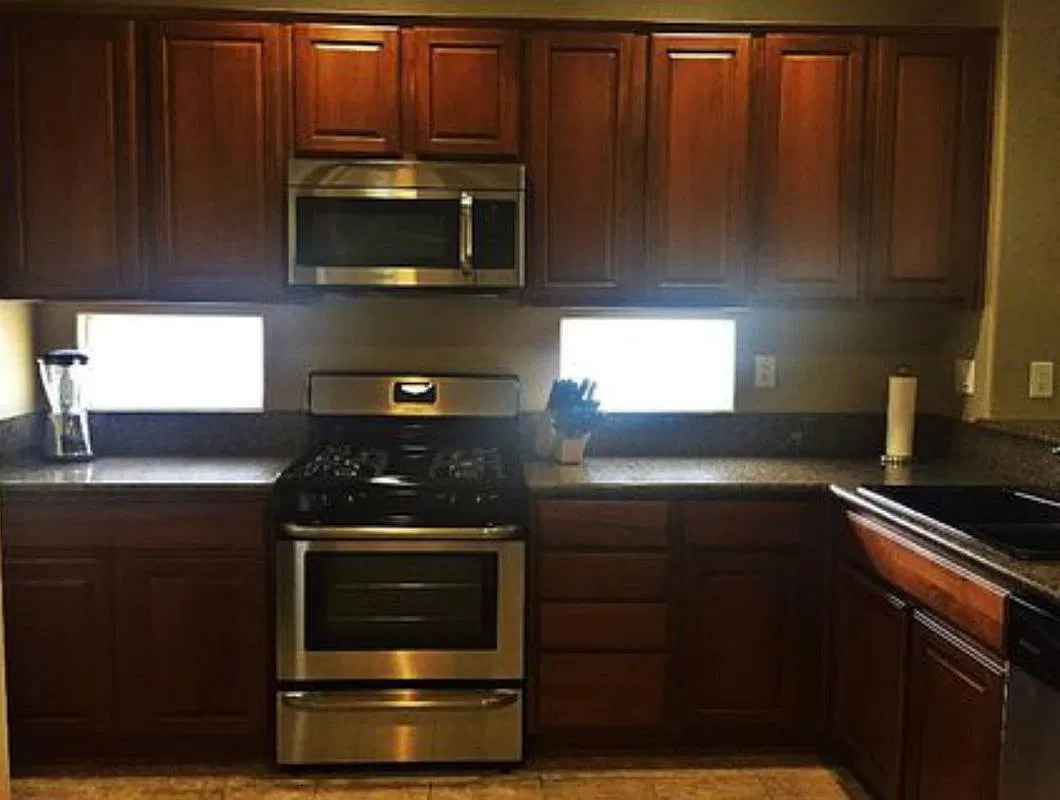 1 bed, 1.0 bath, 300 sqft, $3,850 — Photo 2