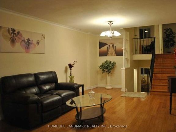 5th image of 28 Roywood Dr