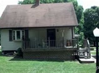 904 E Mossville Rd, Peoria, IL 61615