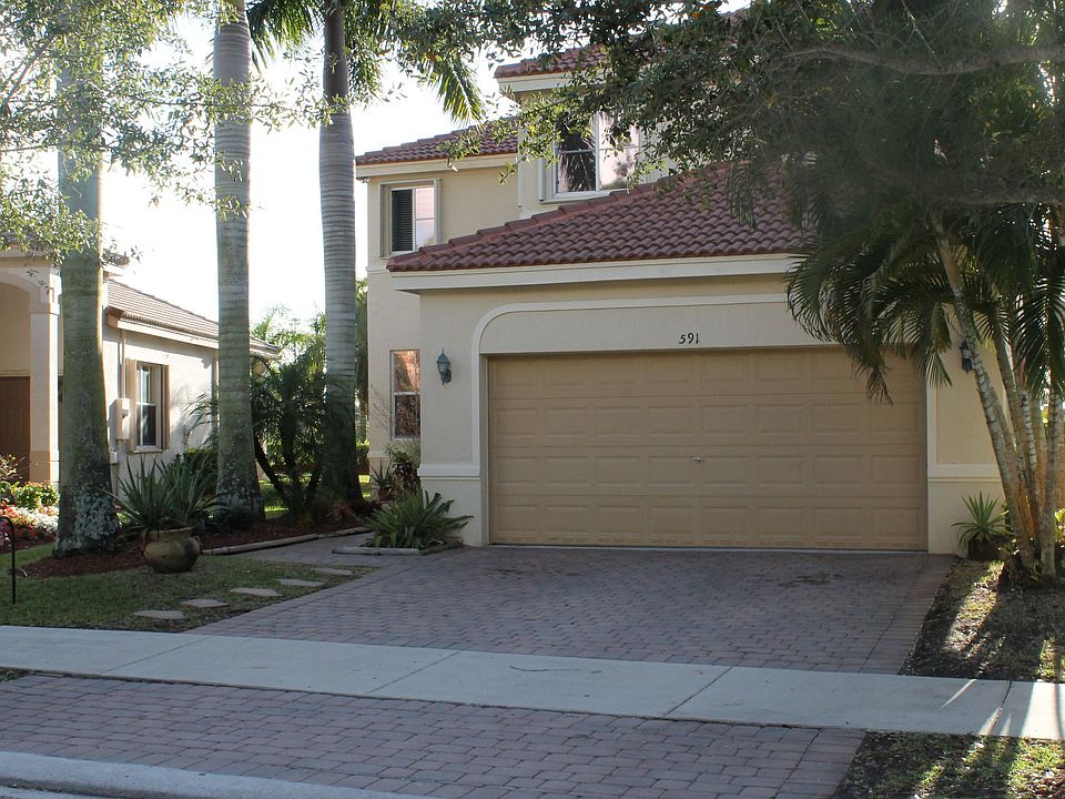1st image of 591 Live Oak Ln