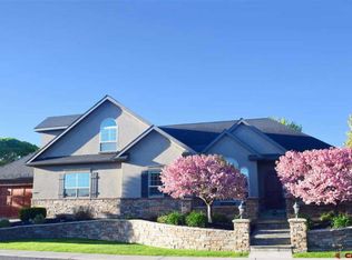 451 Cobble Dr, Montrose, CO 81403