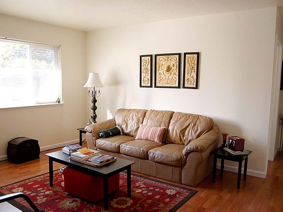 5th image of 1262 W McKinley Ave #7