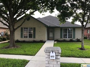 613 Royal Sage Dr, Seguin, TX 78155